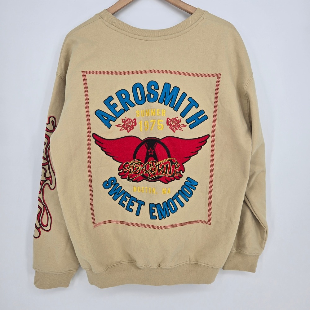 Aerosmith Sweet Emotion Summer 1975 Boston MA Sweatshirt Tan Mens XL Rock Band